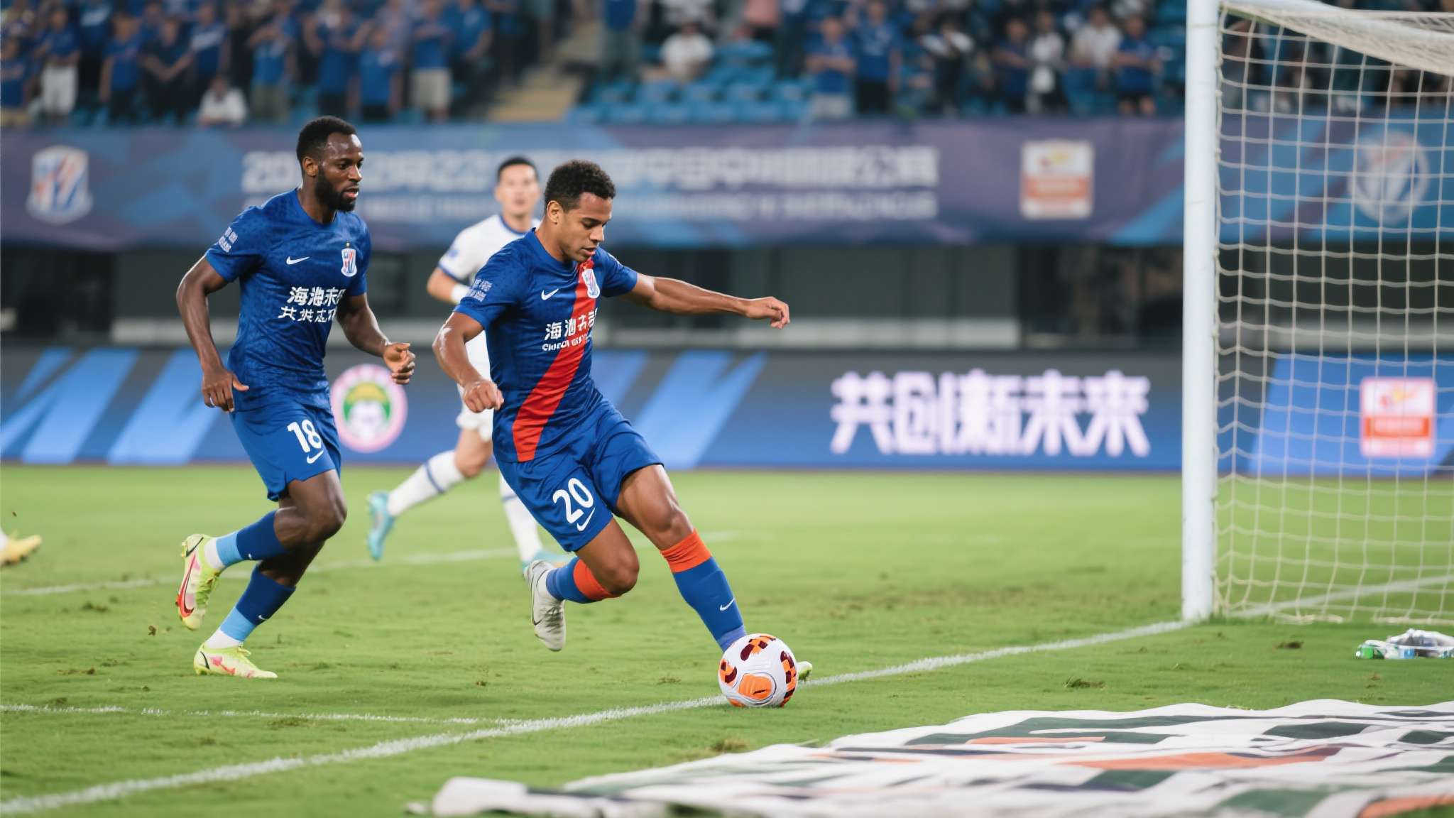 申花2-0海牛迎四连胜,盖伊、特谢拉建功,牟鹏飞三连神扑
